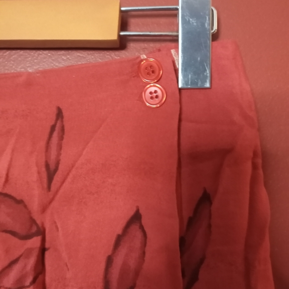 Alfred Dunner Faux Wrap Skirt Sz 8 - Picture 4 of 7